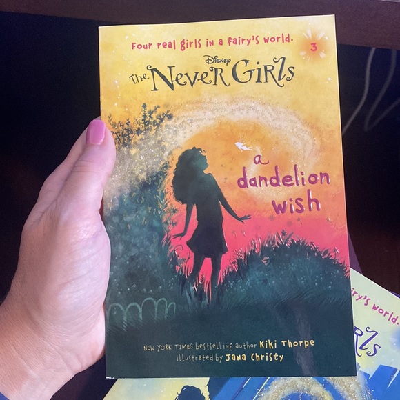 4 excellent books - Picture 2 of 5